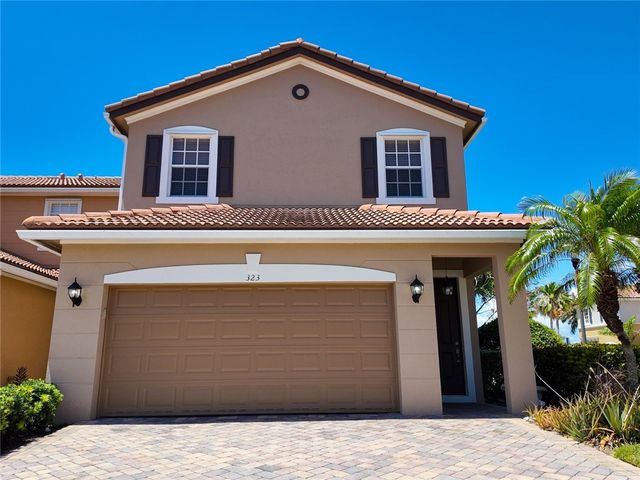 323 Versailles Lane, Vero Beach, FL 32960