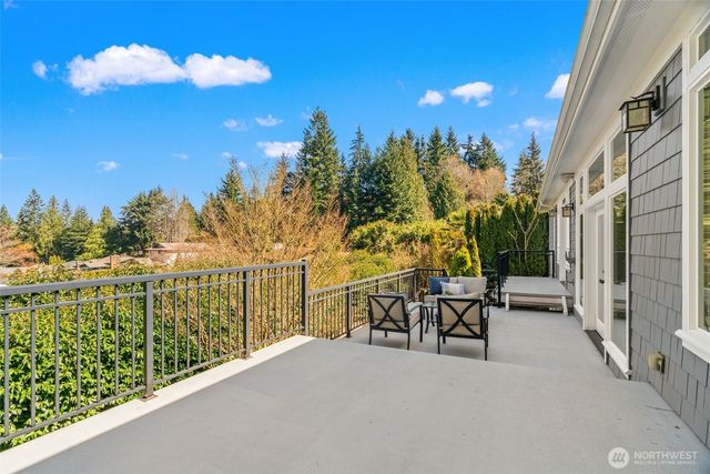 18212 85th Place W, Edmonds, WA 98026