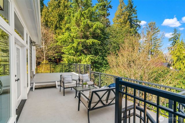 18212 85th Place W, Edmonds, WA 98026
