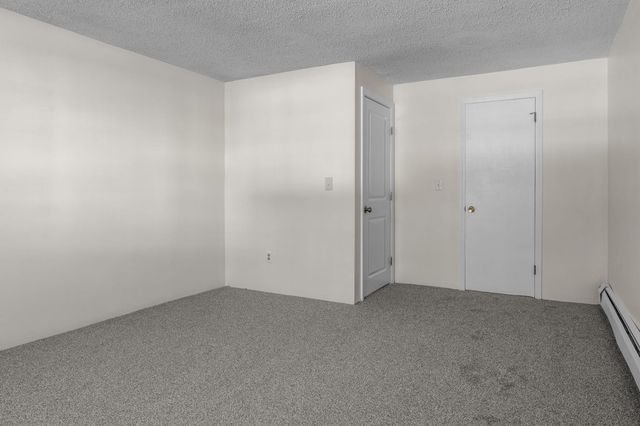 12 English Village Rd Apt 201, Manchester, NH 03102