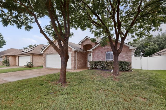 2319 Great Light Drive, Dallas, TX 75228