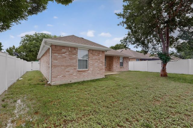 2319 Great Light Drive, Dallas, TX 75228