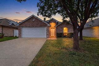 2319 Great Light Drive, Dallas, TX 75228