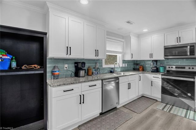 512 Croydon Lane, Winston-salem, NC 27107