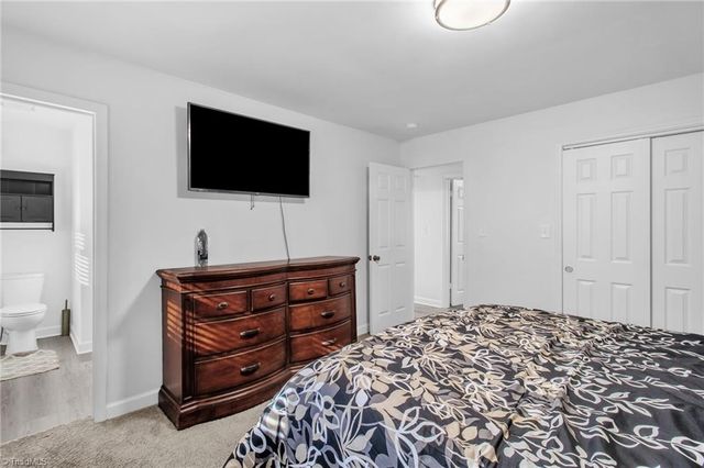 512 Croydon Lane, Winston-salem, NC 27107