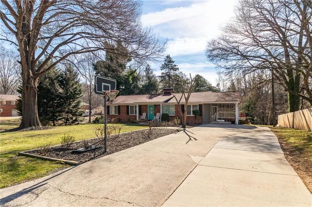 512 Croydon Lane, Winston-salem, NC 27107