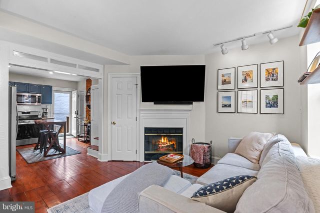 1811 GOUGH ST, Baltimore, MD 21231