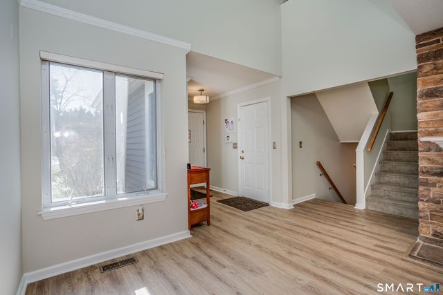 284 Castlewood Drive 284, Bloomfield, CT 06002