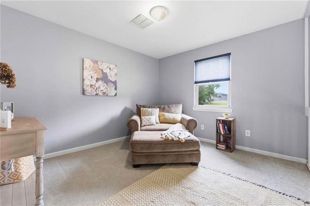 203 W Foxwood Drive, Raymore, MO 64083