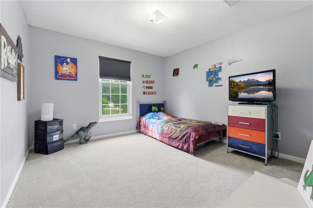 203 W Foxwood Drive, Raymore, MO 64083