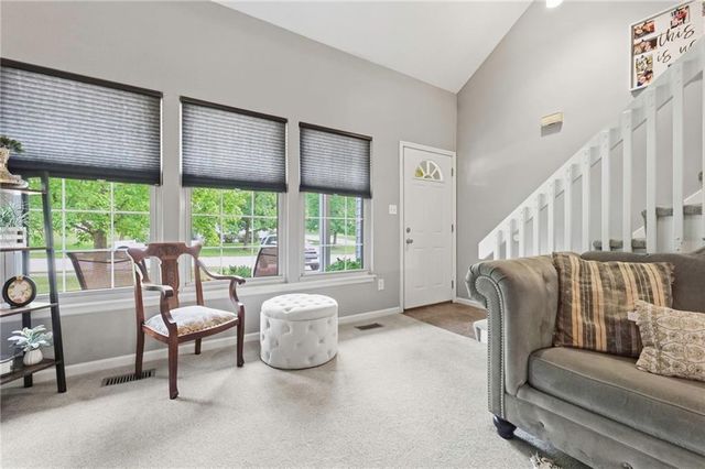 203 W Foxwood Drive, Raymore, MO 64083