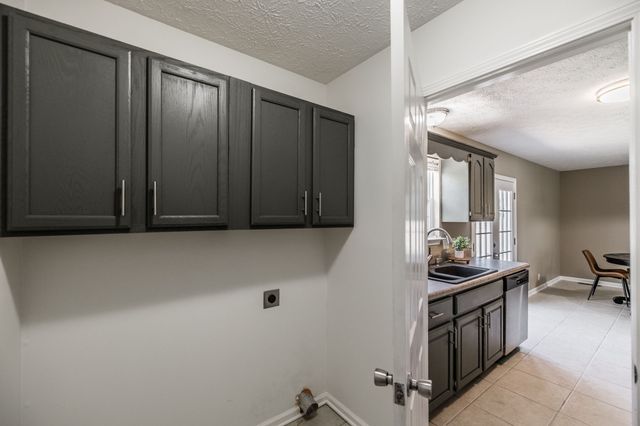 226 Westland St, Portland, TN 37148