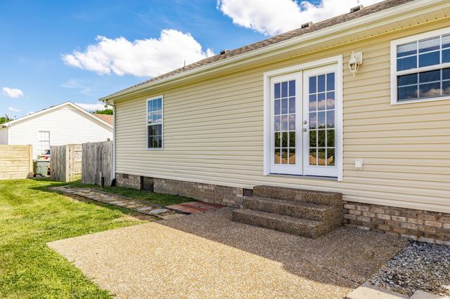 226 Westland St, Portland, TN 37148