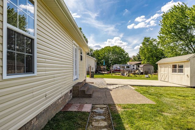 226 Westland St, Portland, TN 37148