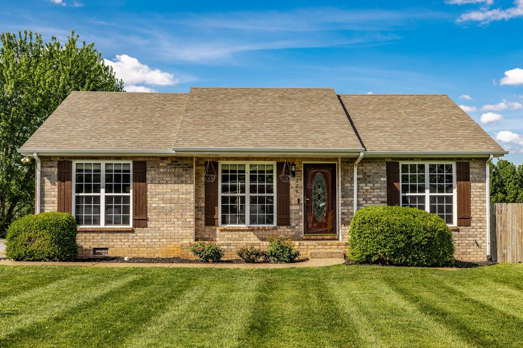 226 Westland St, Portland, TN 37148