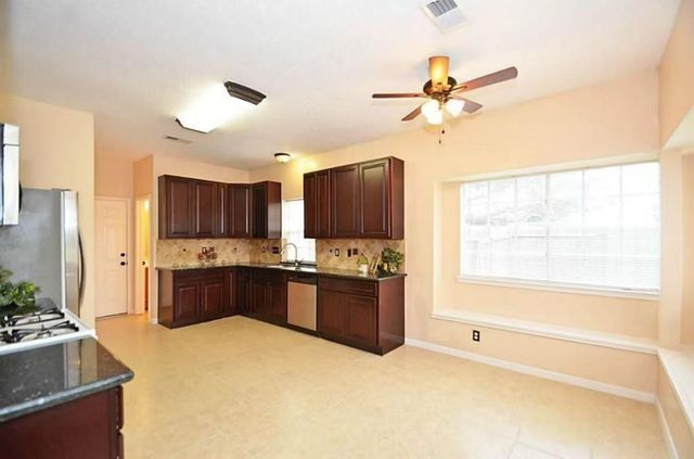 17911 Western Pass Ln, Houston, TX 77095