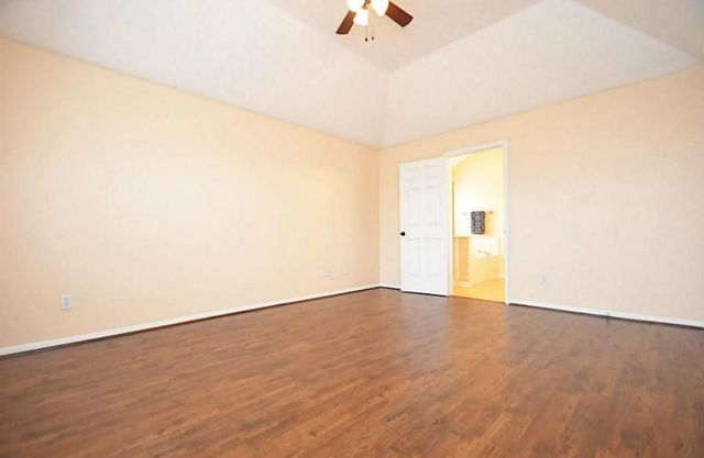 17911 Western Pass Ln, Houston, TX 77095