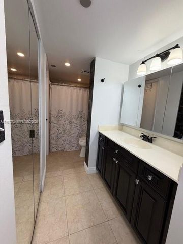 1100 Saint Charles Pl L6, Pembroke Pines, FL 33026