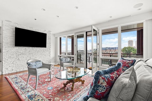 40 Battery St 309, Boston, MA 02109