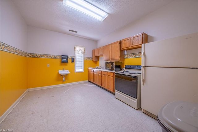 717 Harrison Street, Reidsville, NC 27320