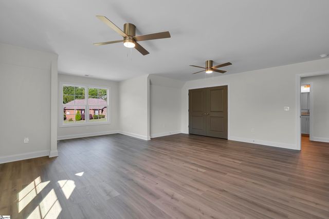 354 S Monterey Drive, Moore, SC 29369