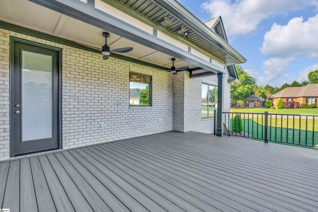 354 S Monterey Drive, Moore, SC 29369