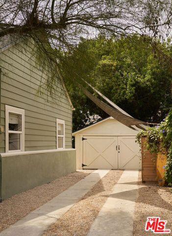 404 N Avenue 52, Los Angeles, CA 90042