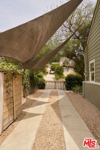 404 N Avenue 52, Los Angeles, CA 90042