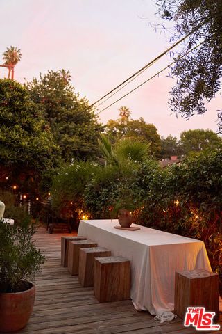 404 N Avenue 52, Los Angeles, CA 90042