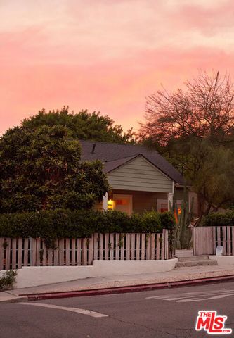 404 N Avenue 52, Los Angeles, CA 90042