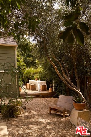 404 N Avenue 52, Los Angeles, CA 90042