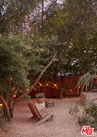 404 N Avenue 52, Los Angeles, CA 90042