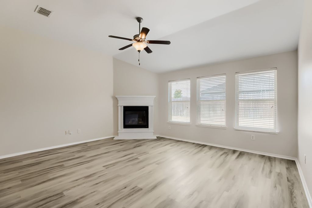 14601 Sundog Way, Fort Worth, TX 76177 — photo 5