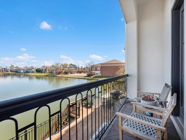 2110 Lakeshore Edge Drive, Houston, TX 77080