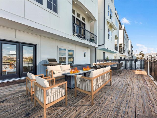 2110 Lakeshore Edge Drive, Houston, TX 77080