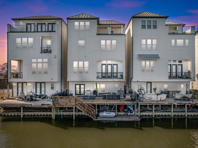 2110 Lakeshore Edge Drive, Houston, TX 77080