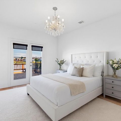 2110 Lakeshore Edge Drive, Houston, TX 77080