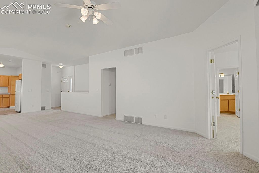 470 S Soaring Eagle Drive, Pueblo, CO 81007 — photo 4