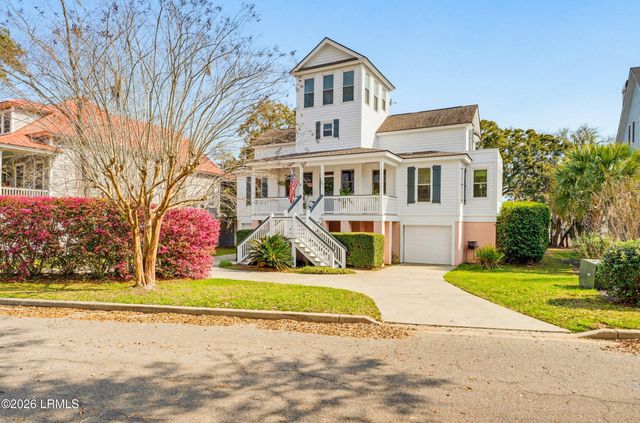 25 Petigru Drive, Beaufort, SC 29902