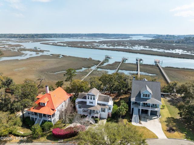 25 Petigru Drive, Beaufort, SC 29902