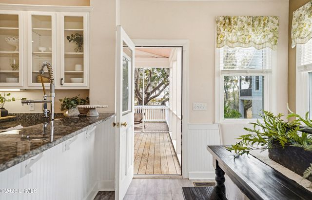 25 Petigru Drive, Beaufort, SC 29902