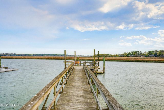 25 Petigru Drive, Beaufort, SC 29902