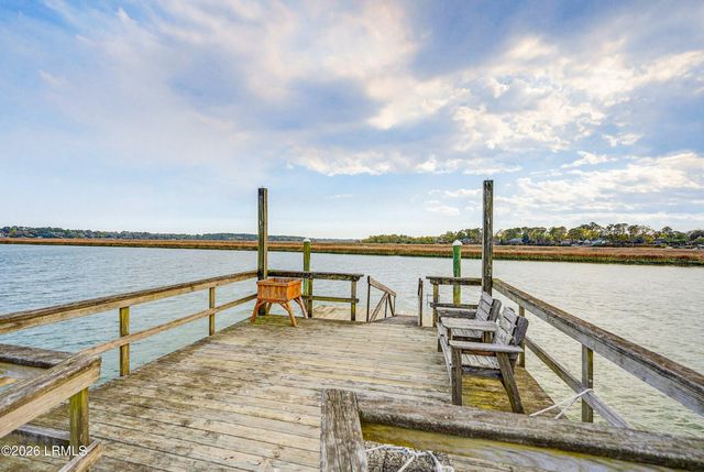 25 Petigru Drive, Beaufort, SC 29902