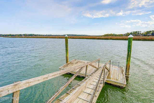 25 Petigru Drive, Beaufort, SC 29902