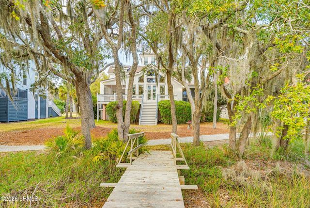 25 Petigru Drive, Beaufort, SC 29902