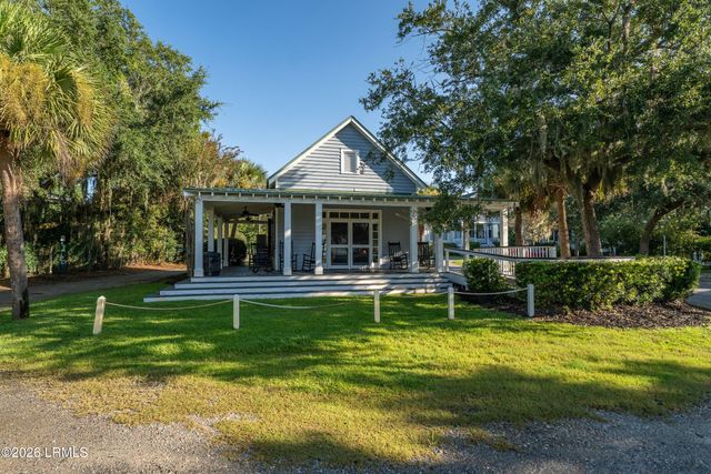 25 Petigru Drive, Beaufort, SC 29902