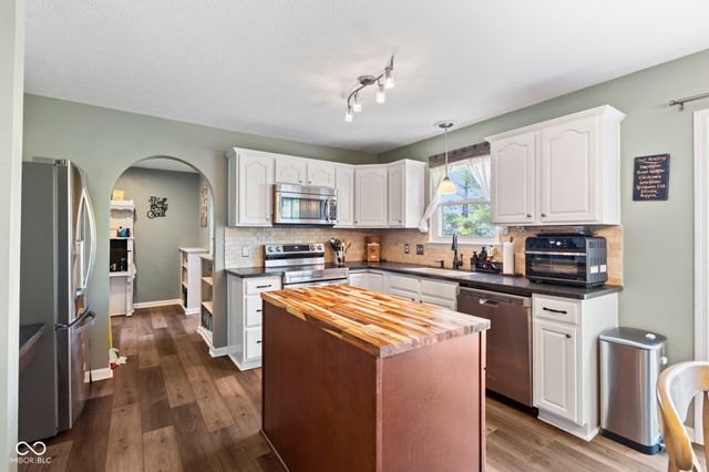 9538 Fairview Parkway, Noblesville, IN 46060