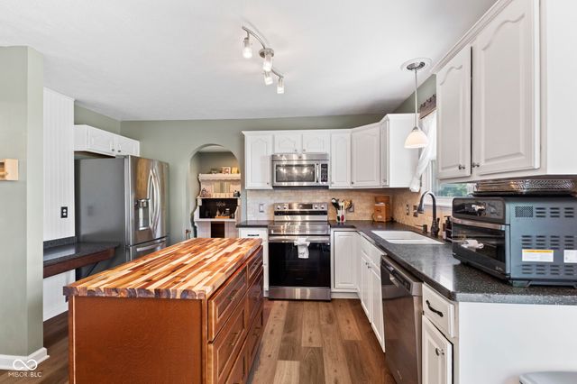 9538 Fairview Parkway, Noblesville, IN 46060