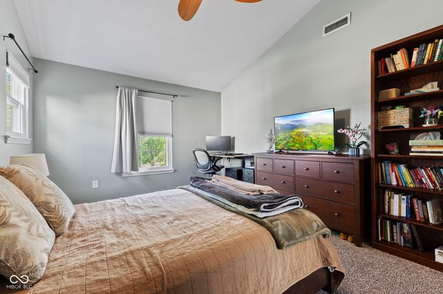 9538 Fairview Parkway, Noblesville, IN 46060