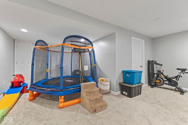 9538 Fairview Parkway, Noblesville, IN 46060